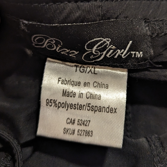 Black Flapper Girl Dress - Picture 2 of 2